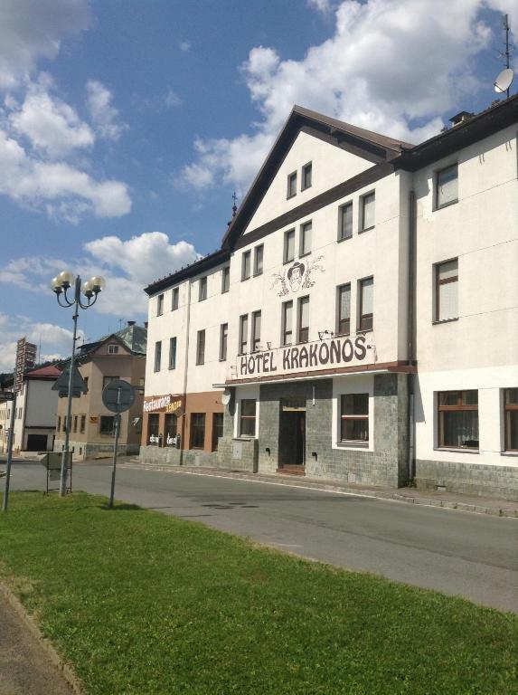 Krakonos Hotel 3*